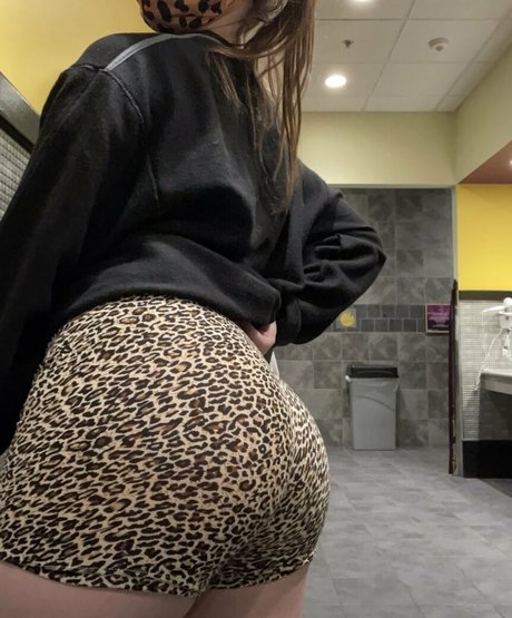 lillyblake nude actress galleries