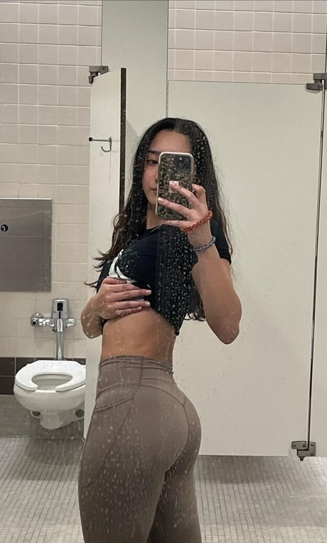 Sabrina Pezeshkian star nice pics