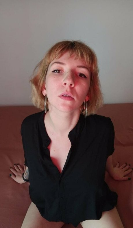 footjob onlyfans hot image