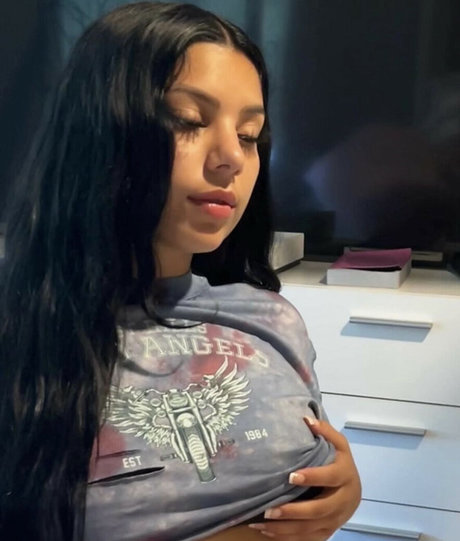 old young lesbian onlyfans xxx pictures