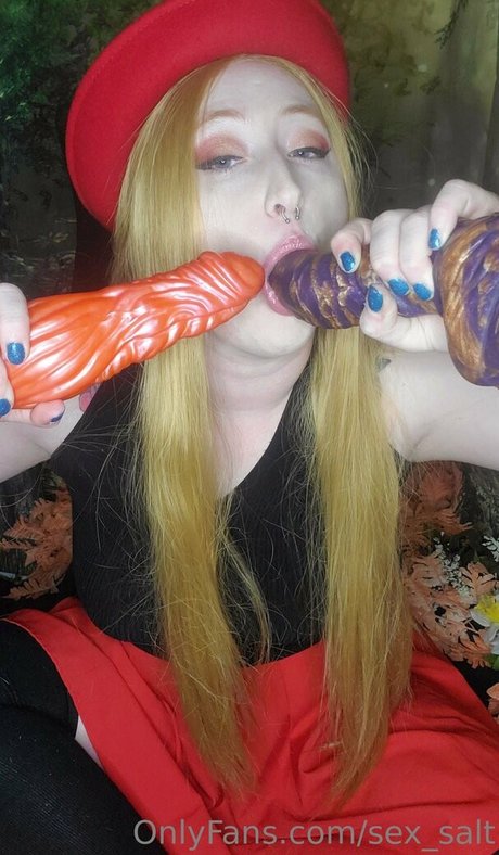 big tits mom onlyfans hd pics