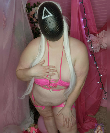 curvymonstergirlfree model high quality galleries