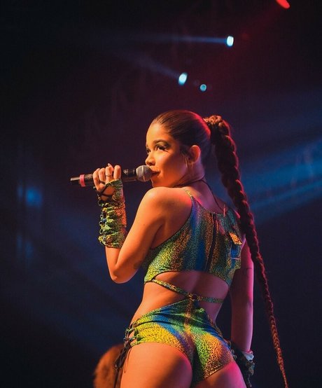 tiliaoficial sexy model photos