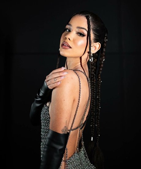 tiliaoficial pretty model image