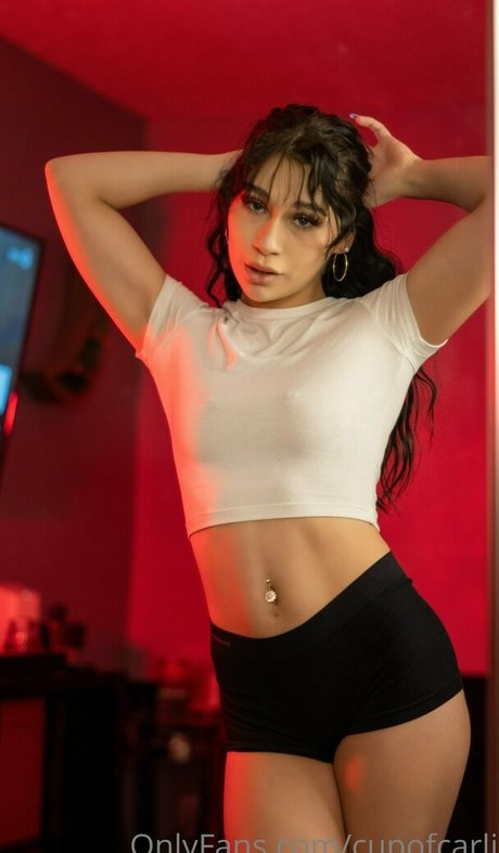 deliluv model hot gallery