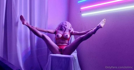 lolimc naked star image