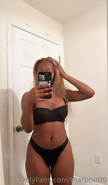 thatbrxt00 pretty pornstar photos