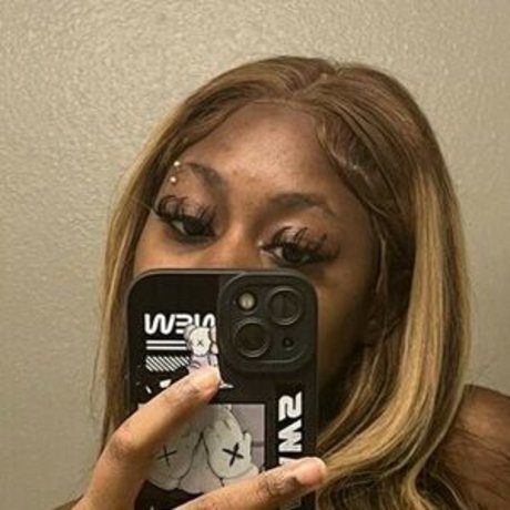 thatbrxt00 star sexy image