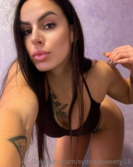sydneysweety18 Photo Gallery