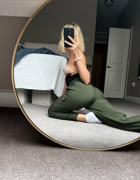 sydneysweety18 star hd photo