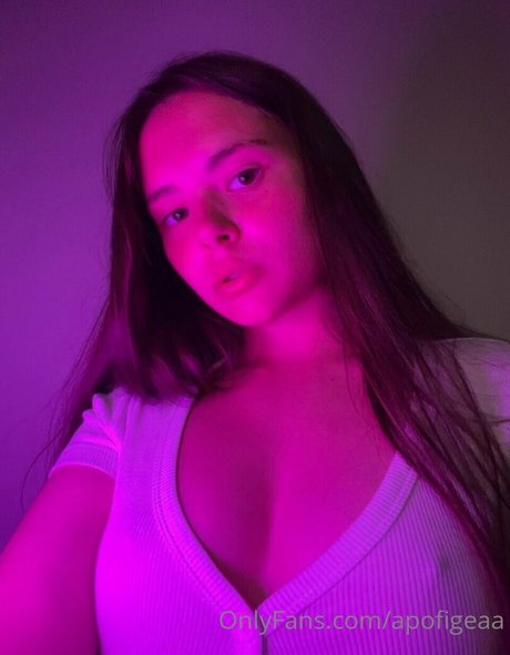 Apofigeaa model beautiful img