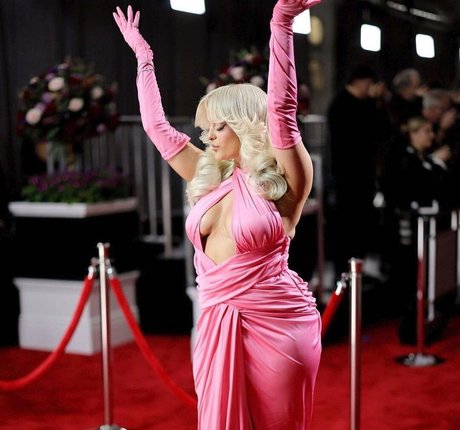 milf tits onlyfans free sex gallery