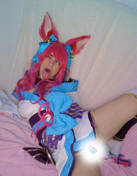 online succubus pornstar top photo