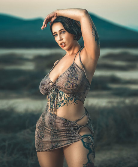 caitlinzielinski erotic star img