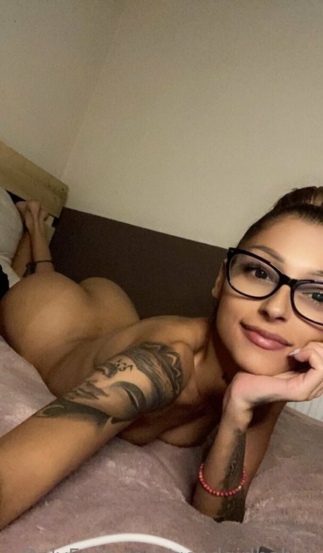 Luna baba high quality actress pictures