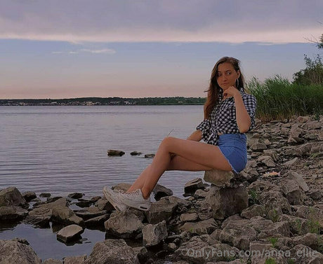 anna ellie top actress image