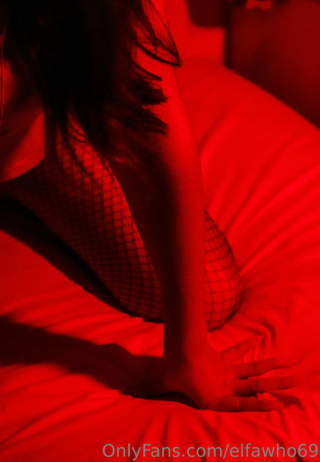 elfawho69 model perfect image