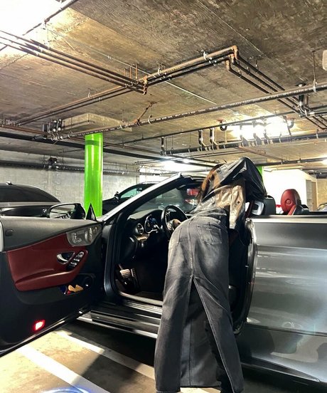 Cynthia Parker art star archive