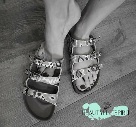 thigh high boots onlyfans free gallery