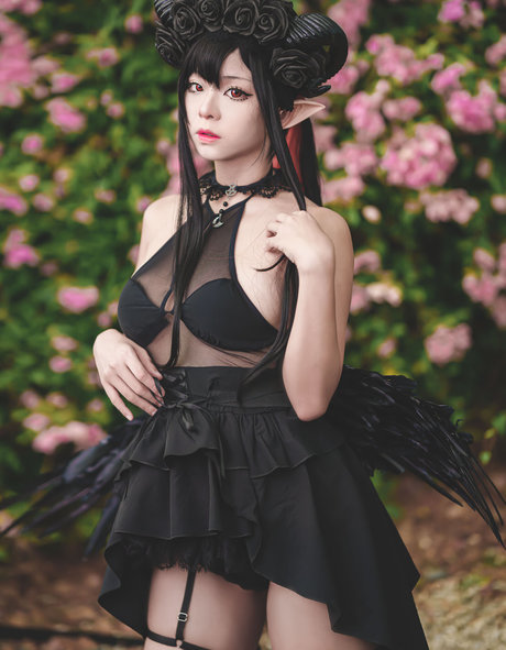 ritheania c sexy model gallery