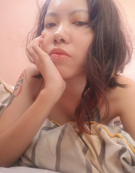 Takayeaki hot actress pic