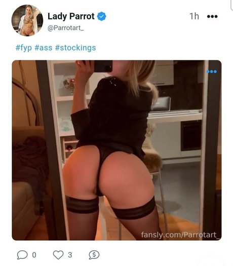 Lady Parrot free pornstar pic