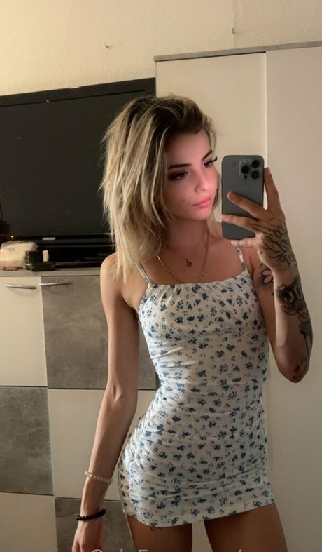 aryasm star beautiful image