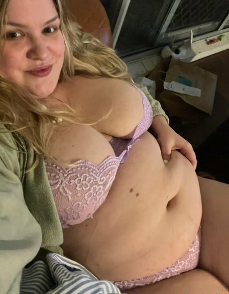 ellesbelly star nudes pics