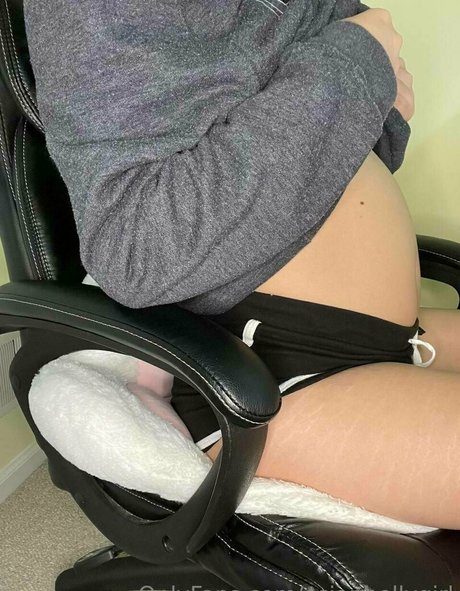 asianbellygirl nude pornstar gallery