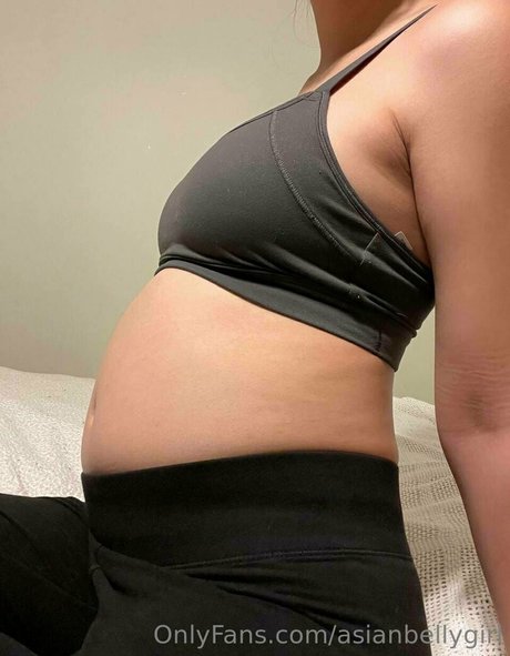 asianbellygirl naked star pic