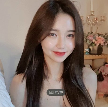 Afreeca 030b1004 model naked pic