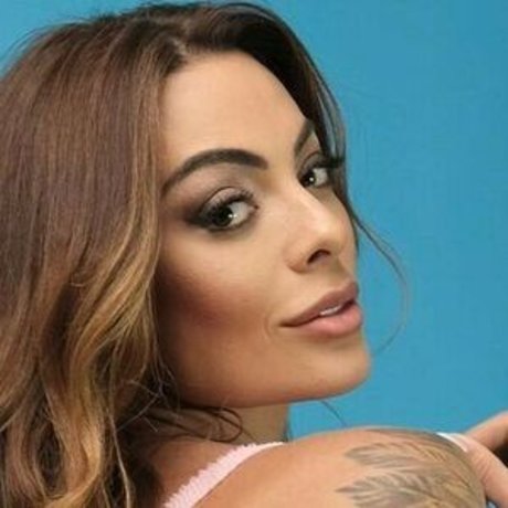 Monique Amin exclusive actress pictures