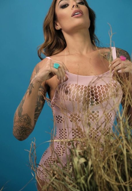 asian feet onlyfans adult pic