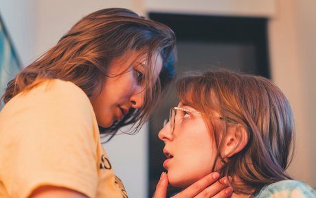 chlobodyyy hot model img