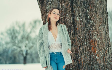 chlobodyyy sexy star image