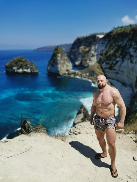 MuscdaddyXL free actress image