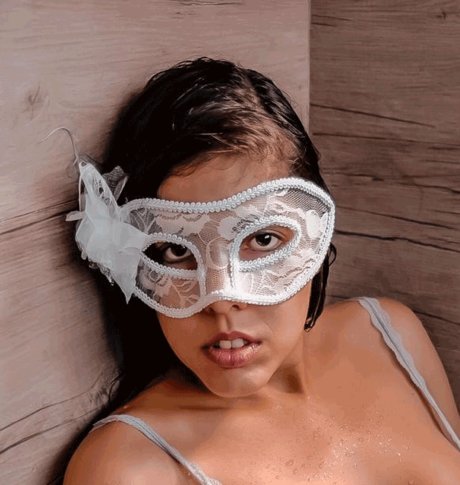 Musa Mascarada perfect actress gallery