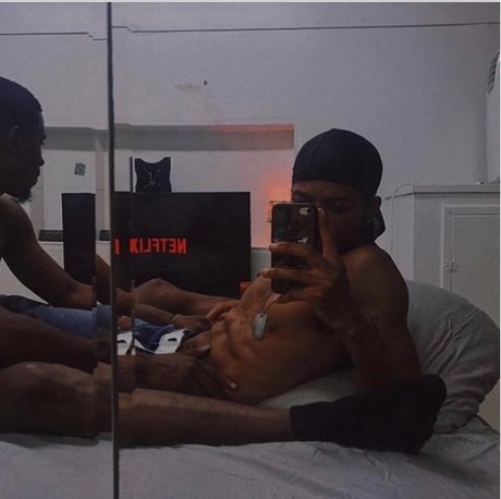 Munjii model perfect photos