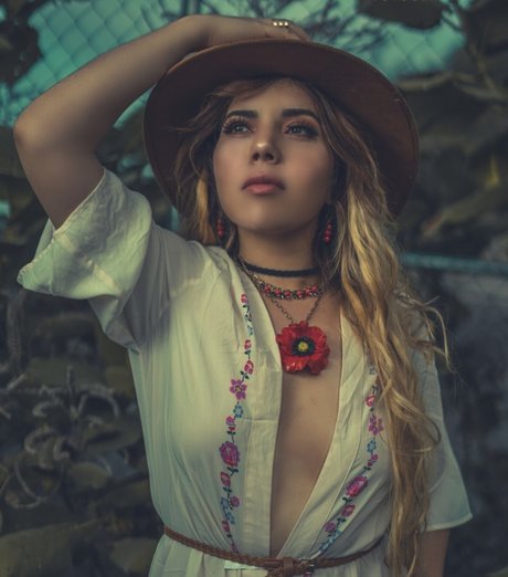 Erotik perfect actress pictures