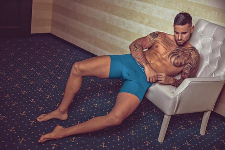 Danniel Model_ star erotic pic