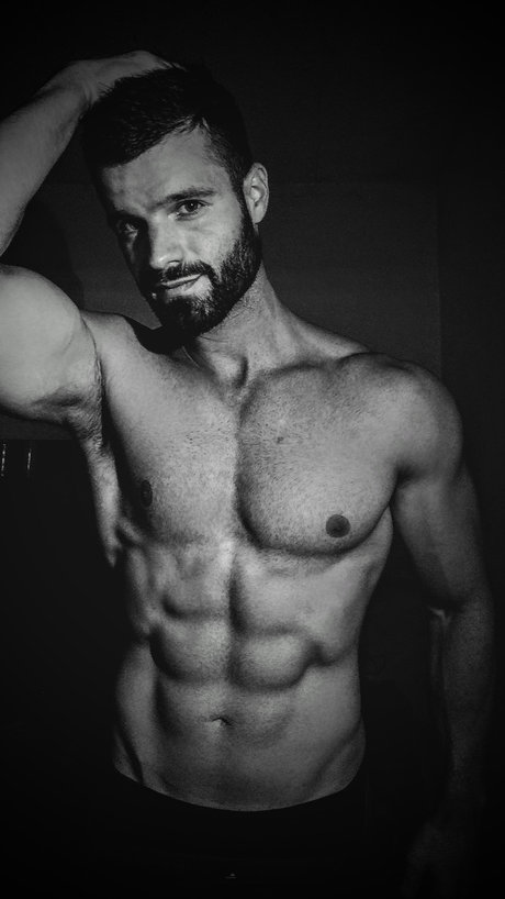 blonde handjob onlyfans pornos images