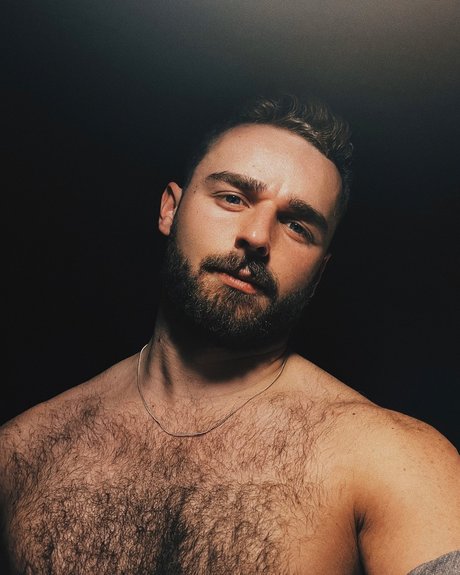 Ed Black beautiful model photo