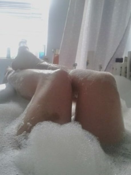 Esther Winter pornographic star photo