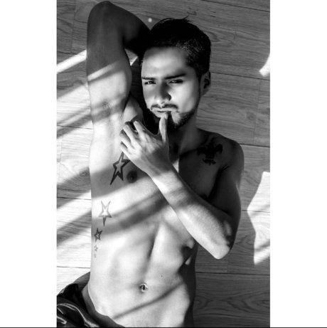 Esteban Mu oz exclusive model photos