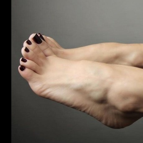 Bloem feet model beautiful picture