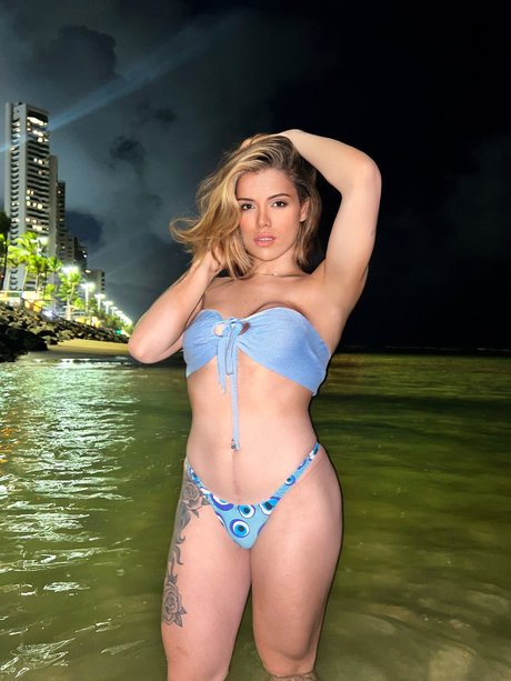 _galadrielmorgan pornographic model pic