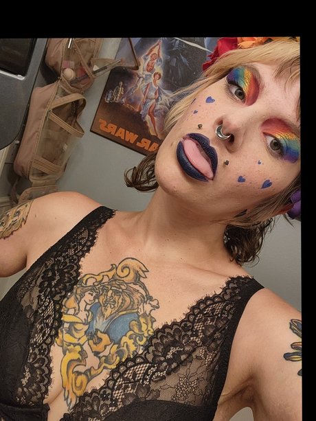 Emmy Dank sex pornstar pictures