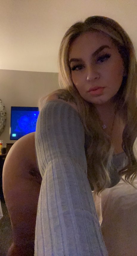 NadiaLuvee model hd picture