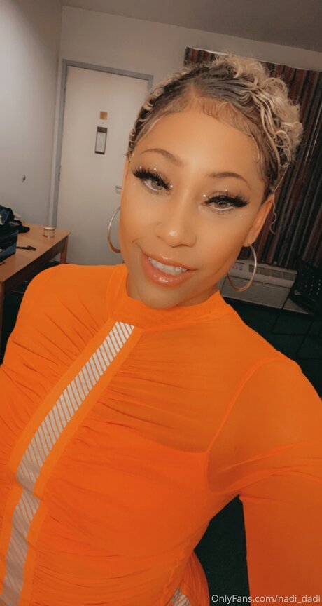 Nadi Hustle nice model pic