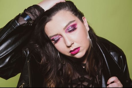 Emza Amour free model photos